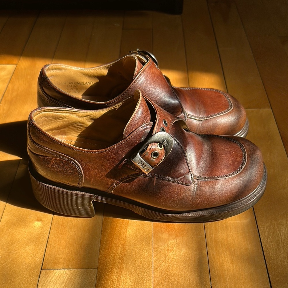 Vintage 90’s Dr. Martens 8496 Brown Leather Platform Shoes - Picture 2 of 6